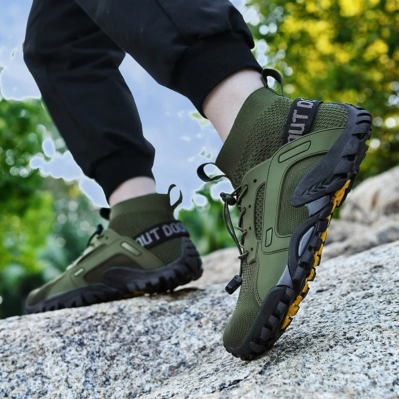 OutdoorPro™ rutschfeste Sockenschuhe