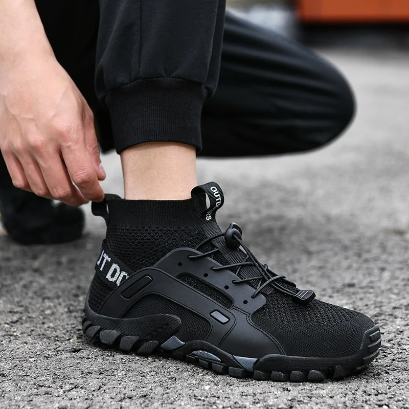 OutdoorPro™ rutschfeste Sockenschuhe