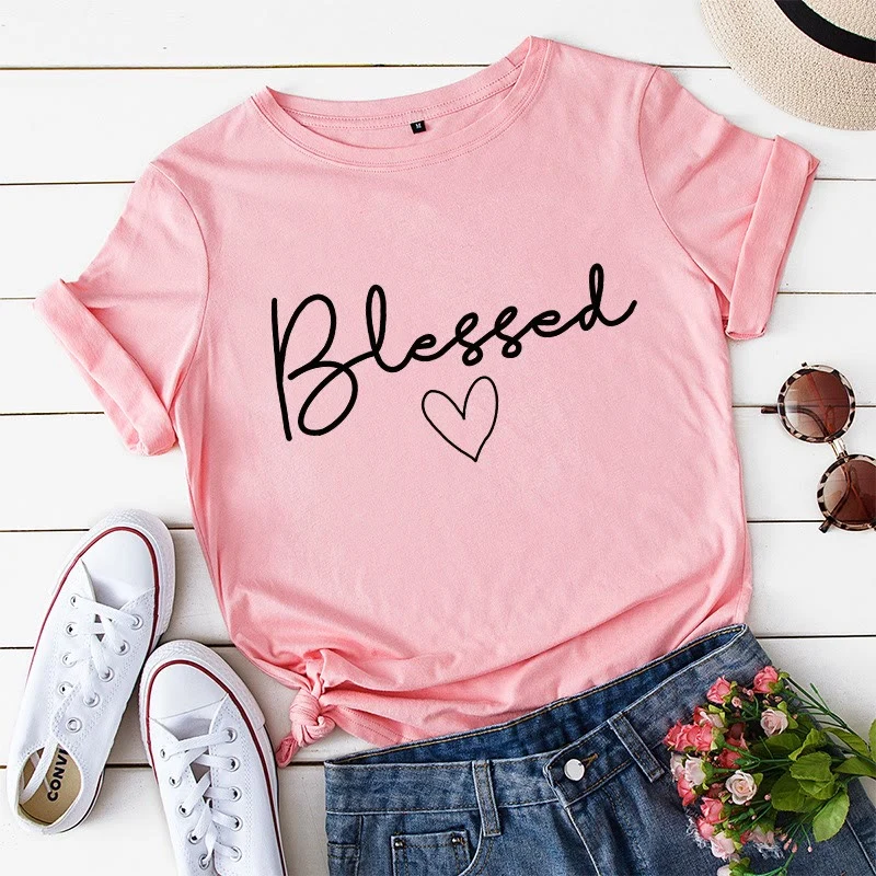 Plus Size T-Shirt mit Herzmotiv