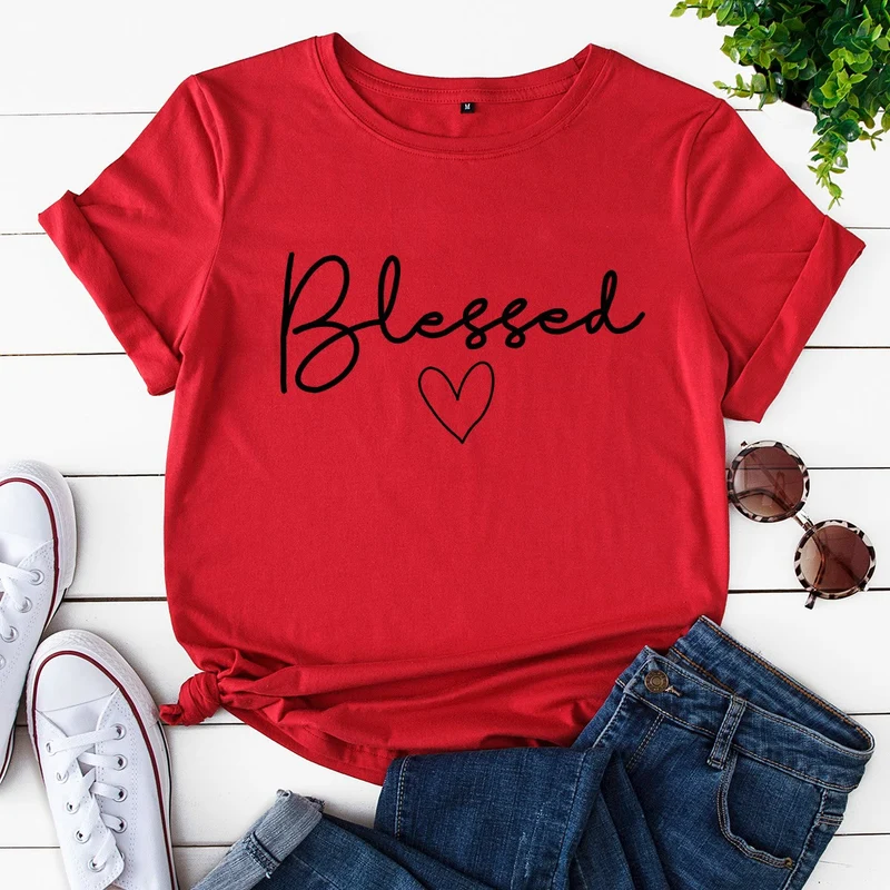 Plus Size T-Shirt mit Herzmotiv