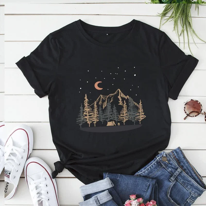 T-Shirt mit Landschaftsmotiv in Übergröße