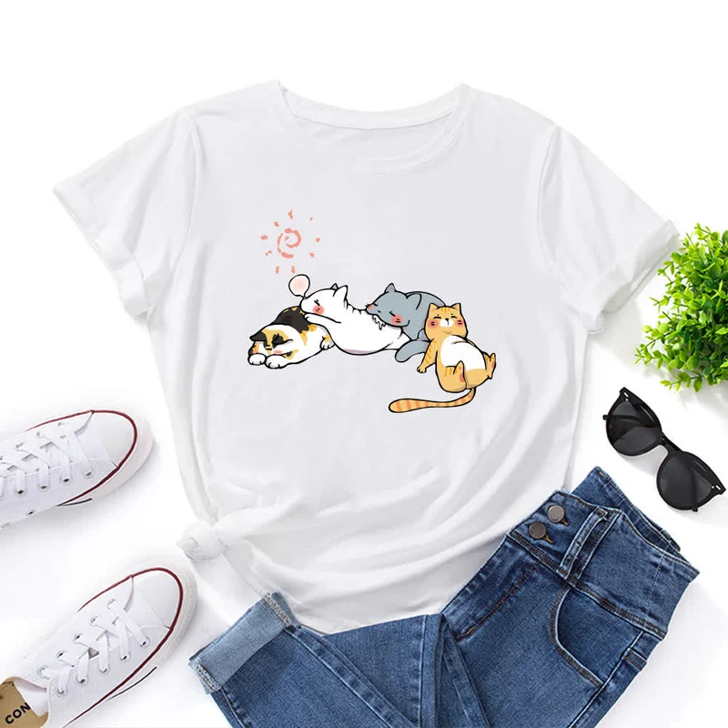 T-Shirt mit Rundhalsausschnitt und kurzen Ärmeln in Übergröße mit Katzen-Print
