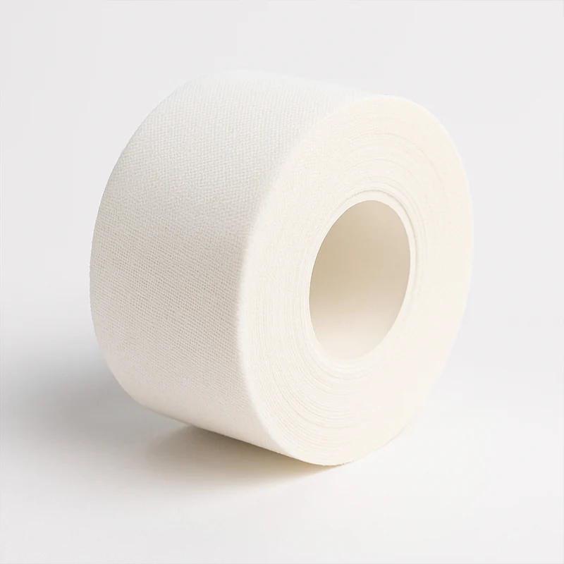 Medicalcorner24 SportTape, Tapeverband, hohe Klebekraft, 2,5cmx10m, 1 Rolle, weiß