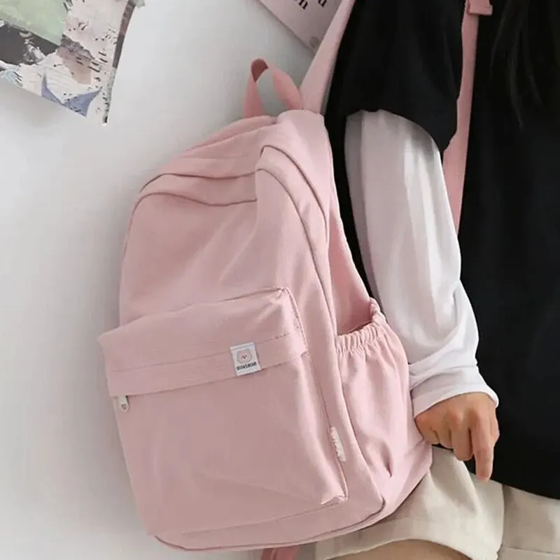 Camp Basel | Viamura Minimalistischer Tagesrucksack Mit Aufgesetzter Fronttasche
