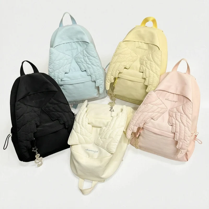 Camp Basel | WingGlide Verspielter Damen Rucksack Mit Flügeln