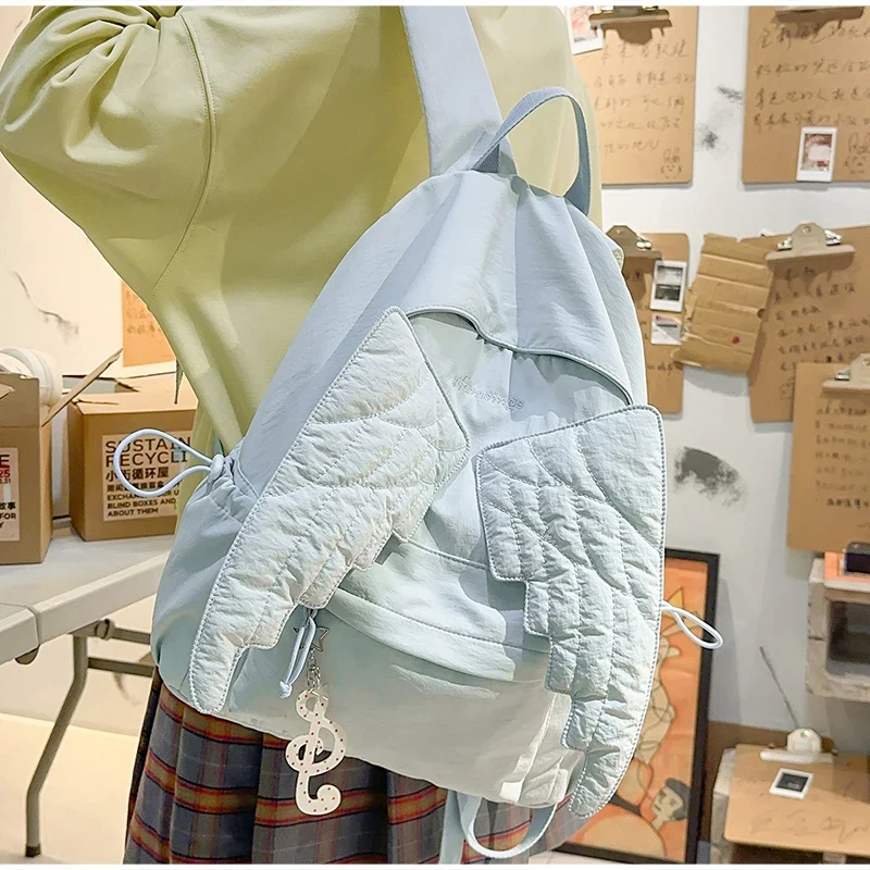 Camp Basel | WingGlide Verspielter Damen Rucksack Mit Flügeln