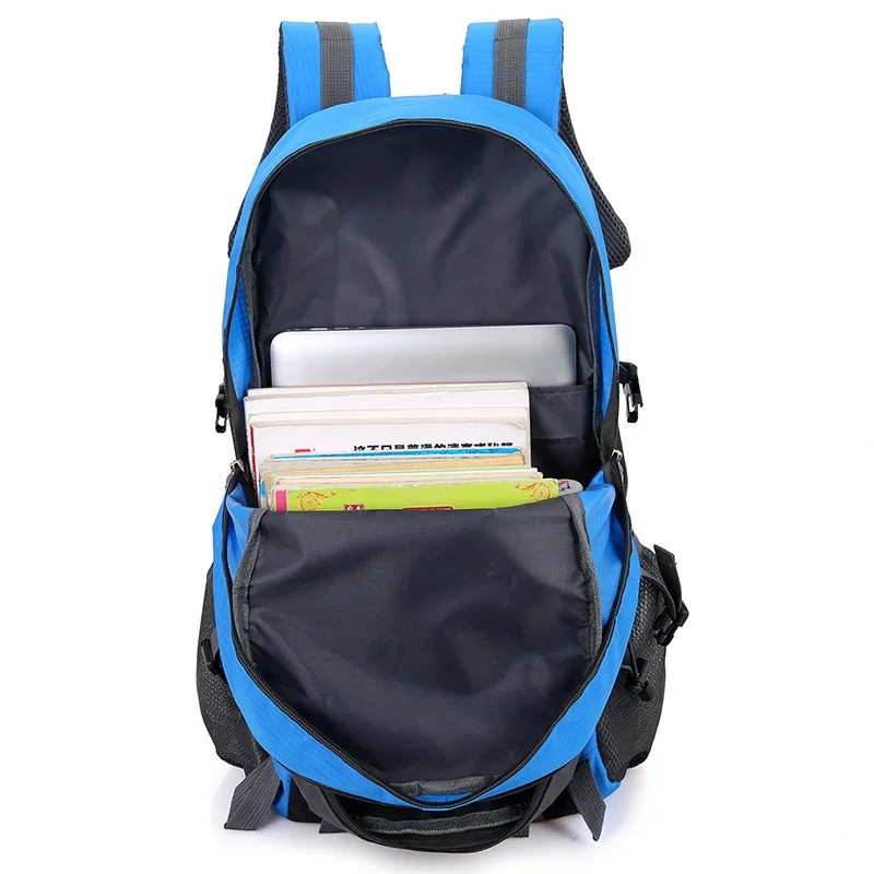 Camp Basel | TrekkoBag Leichter Vielseitiger Wanderrucksack