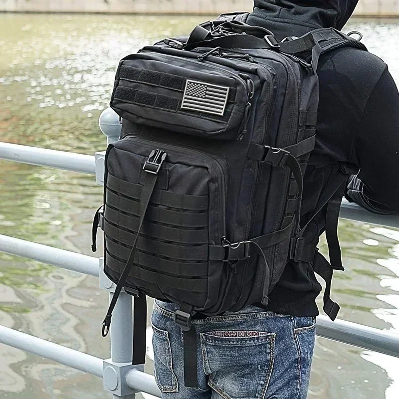 Camp Basel | Zentrax Taktischer Rucksack Mit Vielen Fächern