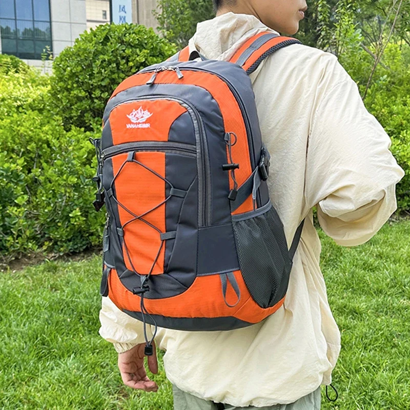Camp Basel | SummitTrek Kleiner Wanderrucksack Für Tagestouren