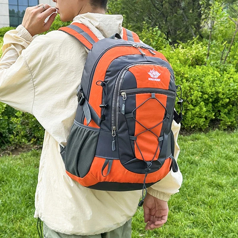 Camp Basel | SummitTrek Kleiner Wanderrucksack Für Tagestouren