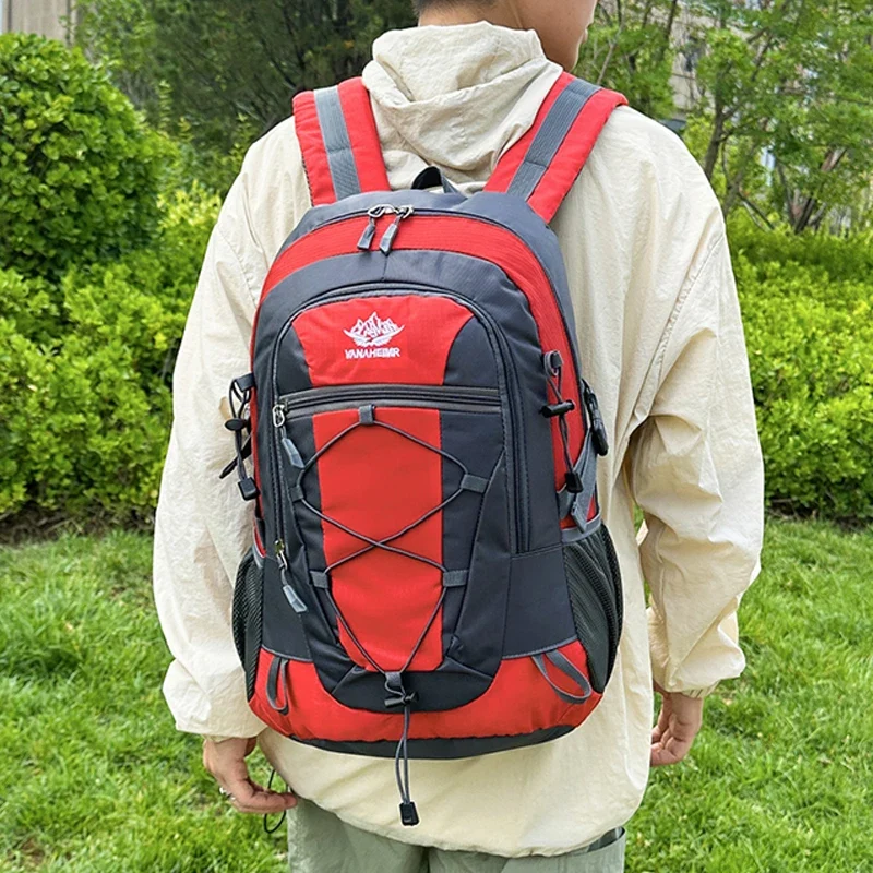 Camp Basel | SummitTrek Kleiner Wanderrucksack Für Tagestouren