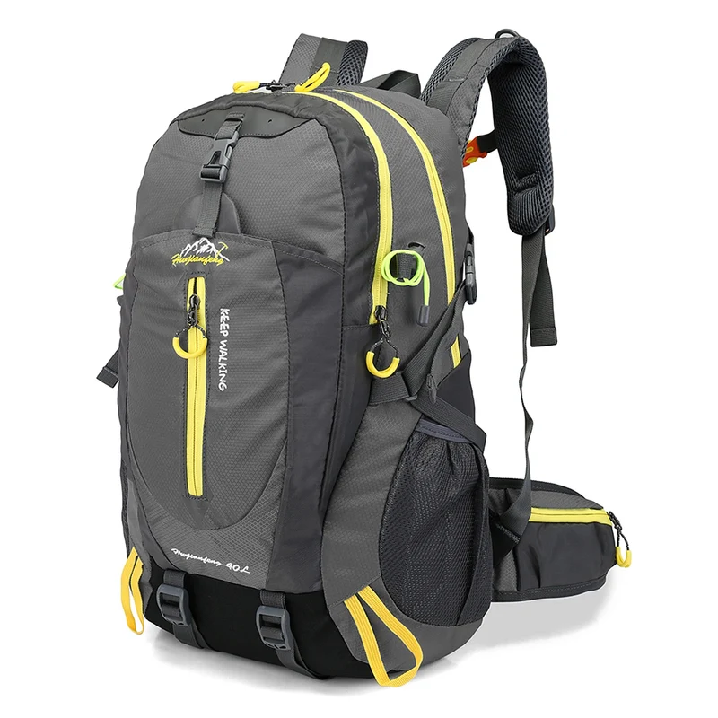 Camp Basel | TrekPakt Leichter 40 Liter Wanderrucksack