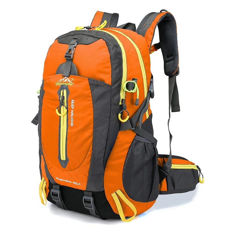 Camp Basel | TrekPakt Leichter 40 Liter Wanderrucksack
