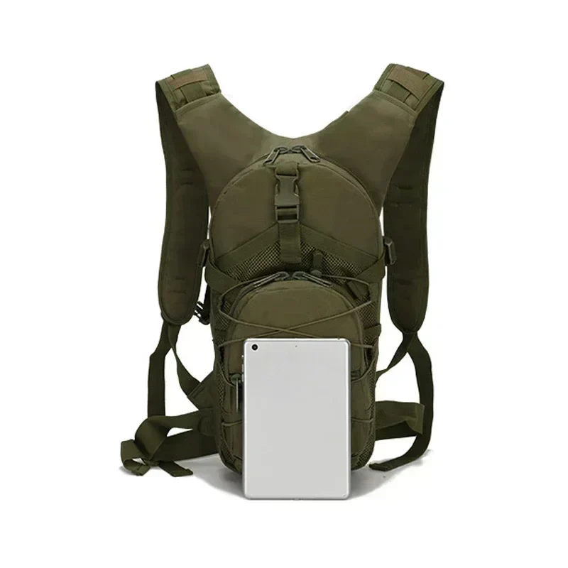 Camp Basel | TrailRush Kompakter Rucksack Für Outdoor-Aktivitäten