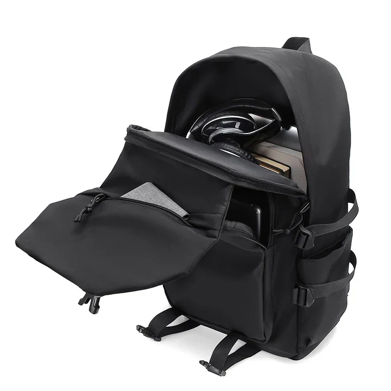 Camp Basel | Urbtrex Großvolumiger Rucksack in Unifarbe