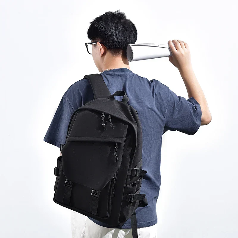 Camp Basel | Urbtrex Großvolumiger Rucksack in Unifarbe