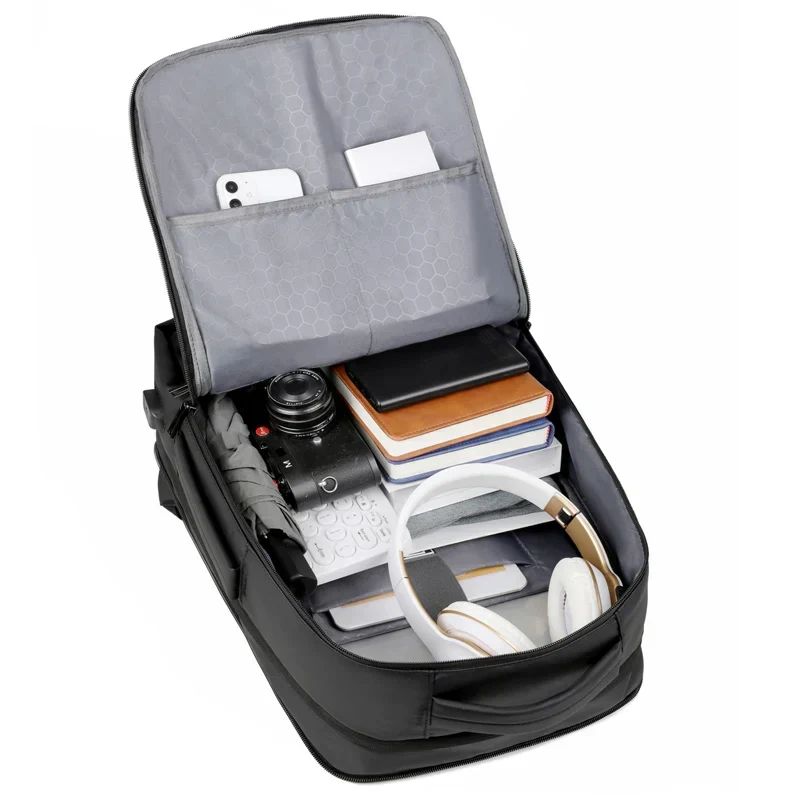Camp Basel | Erweiterbarer Oxford-Reiserucksack