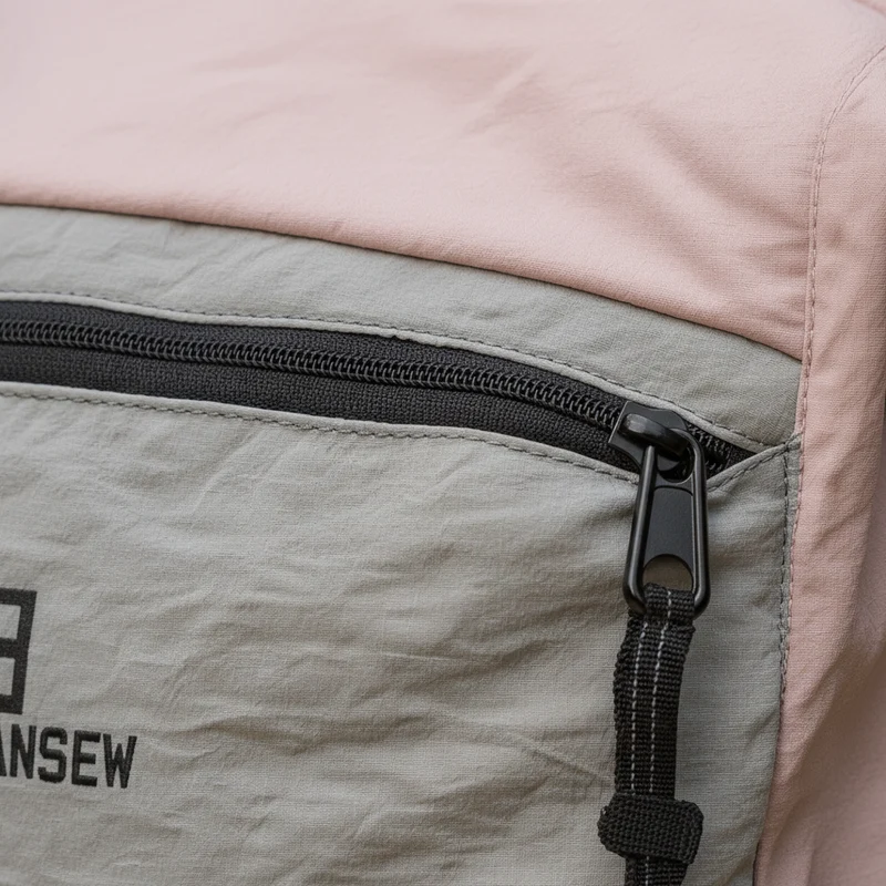 Camp Basel | Leichter Nylon-Tagesrucksack