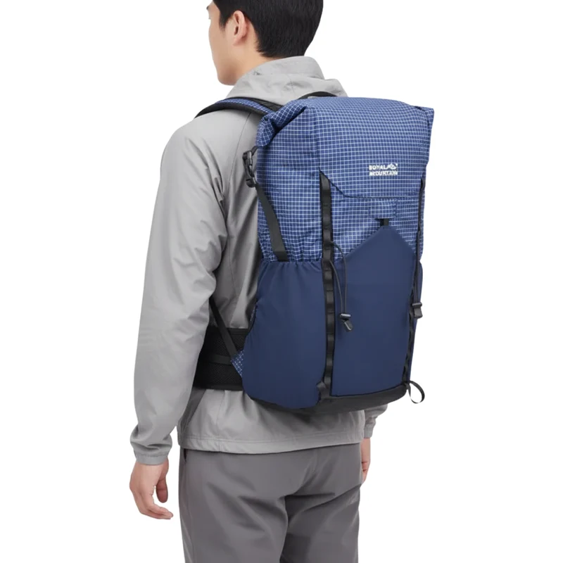 Camp Basel | Ultraleichter Rolltop-Rucksack