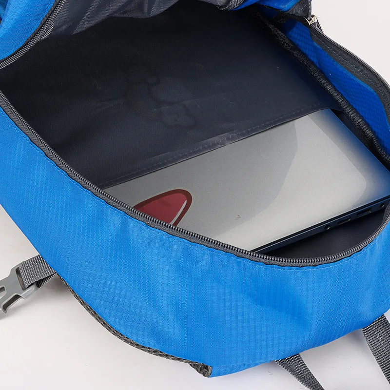 Camp Basel | Wasserabweisender Outdoor-Rucksack