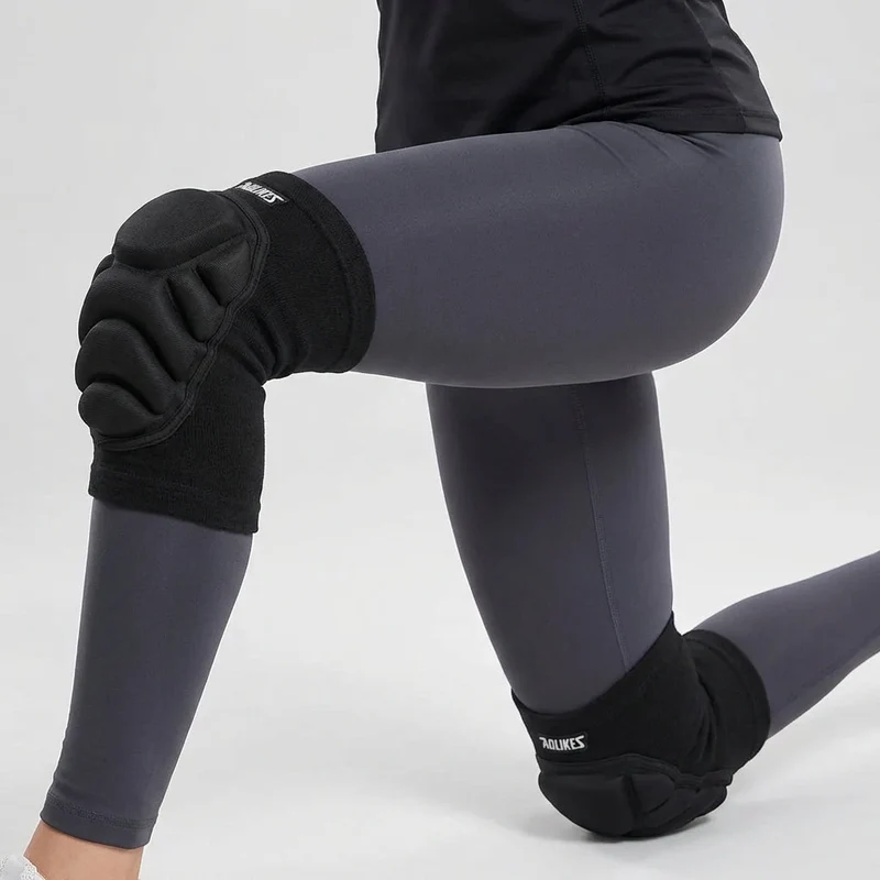 Camp Basel | KnevoGuard Gepolsterte Sport-Knieschützer