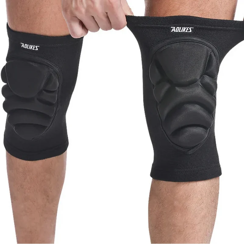 Camp Basel | KnevoGuard Gepolsterte Sport-Knieschützer