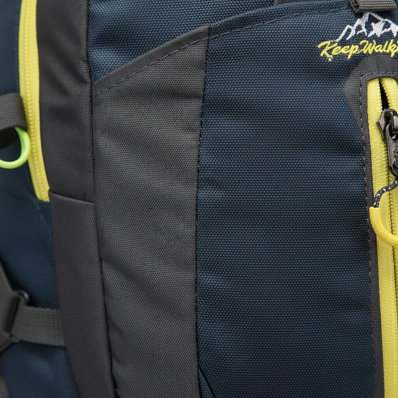 Camp Basel | 40-Liter Wasserfester Rucksack