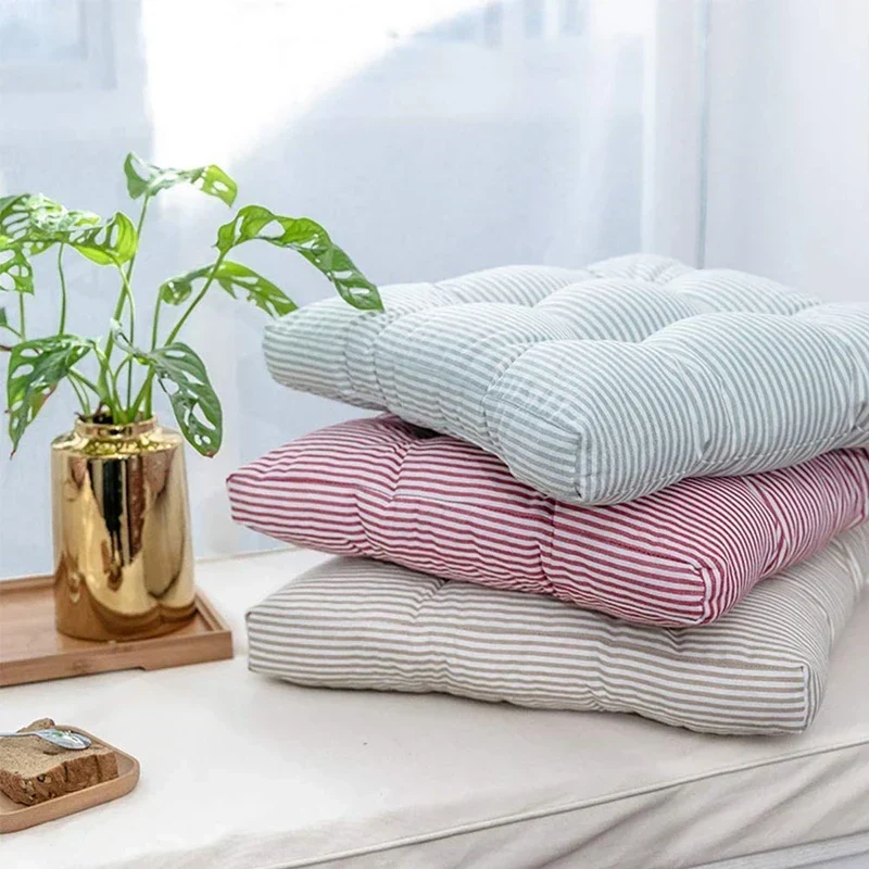 Camp Basel | Loungelette Dickes Tufted-Bodenkissen