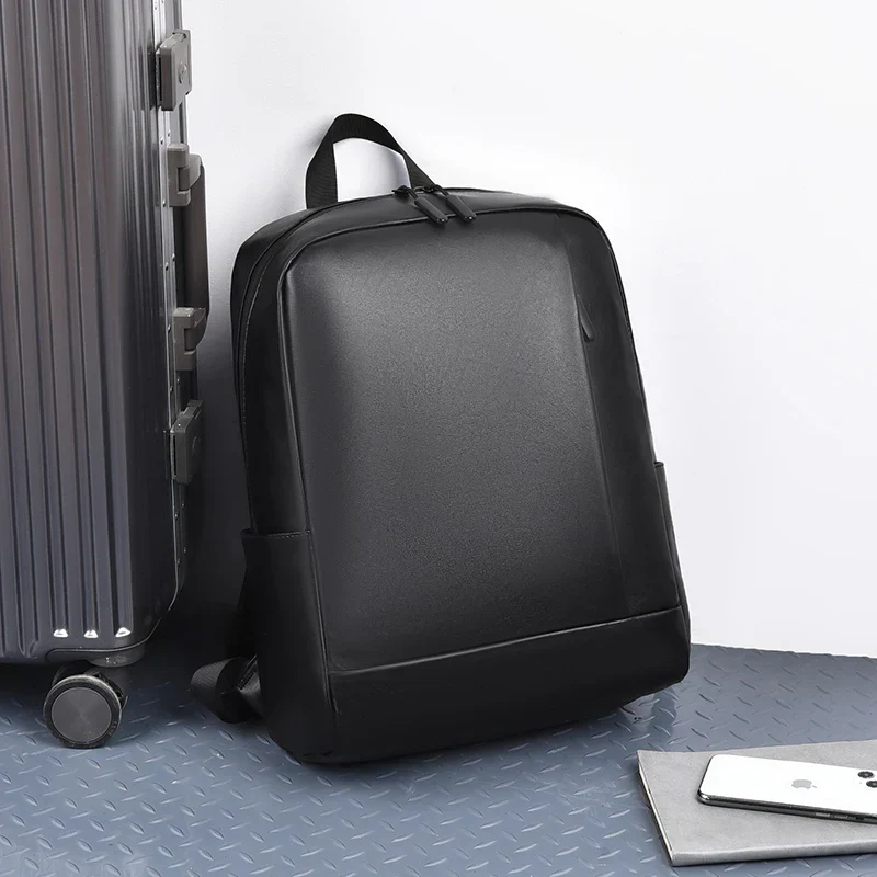 Camp Basel | Minimalist Business-Rucksack