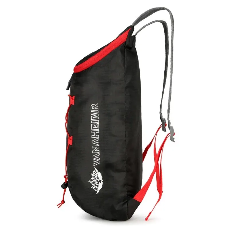 Camp Basel | Foldable Wasserdichter Tagesrucksack