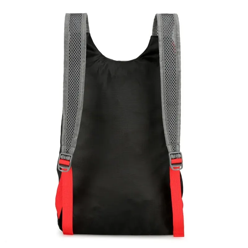 Camp Basel | Foldable Wasserdichter Tagesrucksack