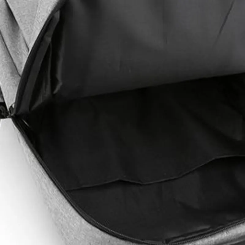Camp Basel | Packivo Wasserabweisender Laptop-Rucksack mit USB-Port