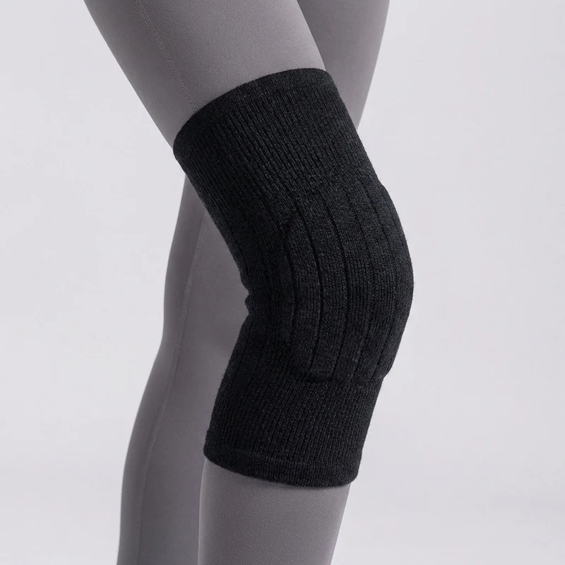 Camp Basel | Kneveon Verdickte Winter-Kniebandage