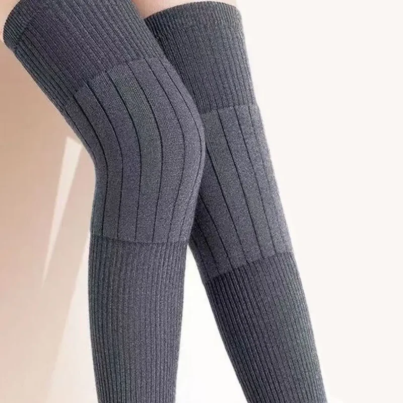 Camp Basel | Kneveon Verdickte Winter-Kniebandage