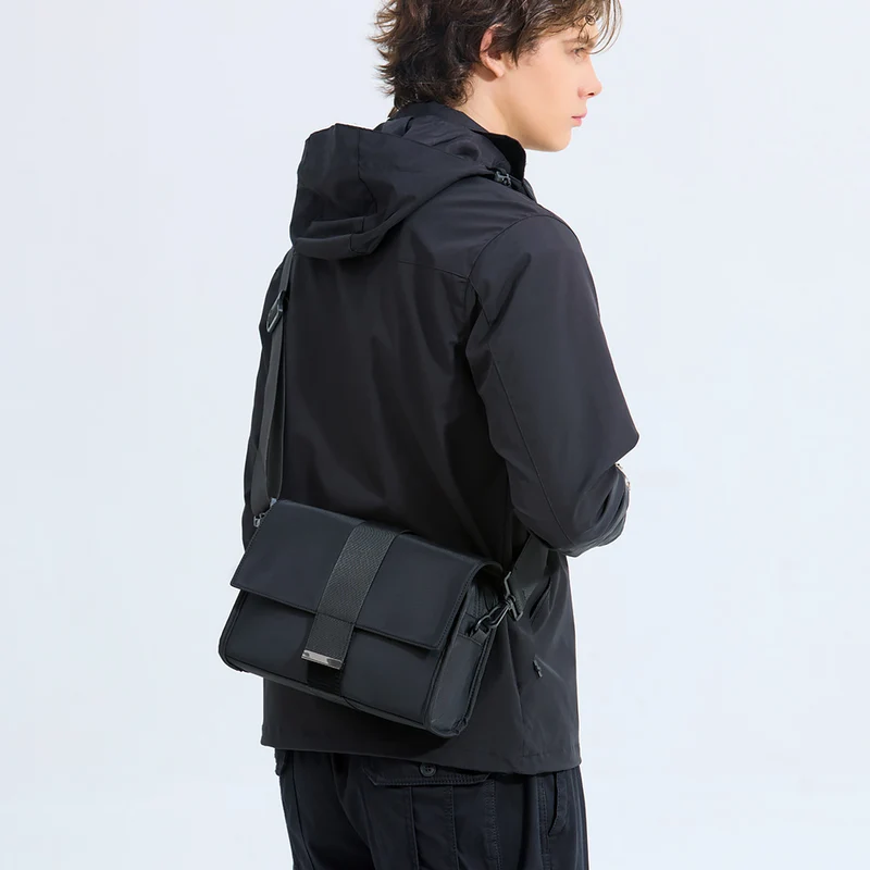 Smart-Casual Crossbody Bag Skanto