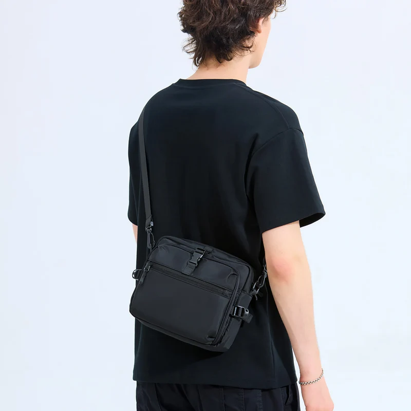 Verstellbare Kompakte Sling Bag Skanto