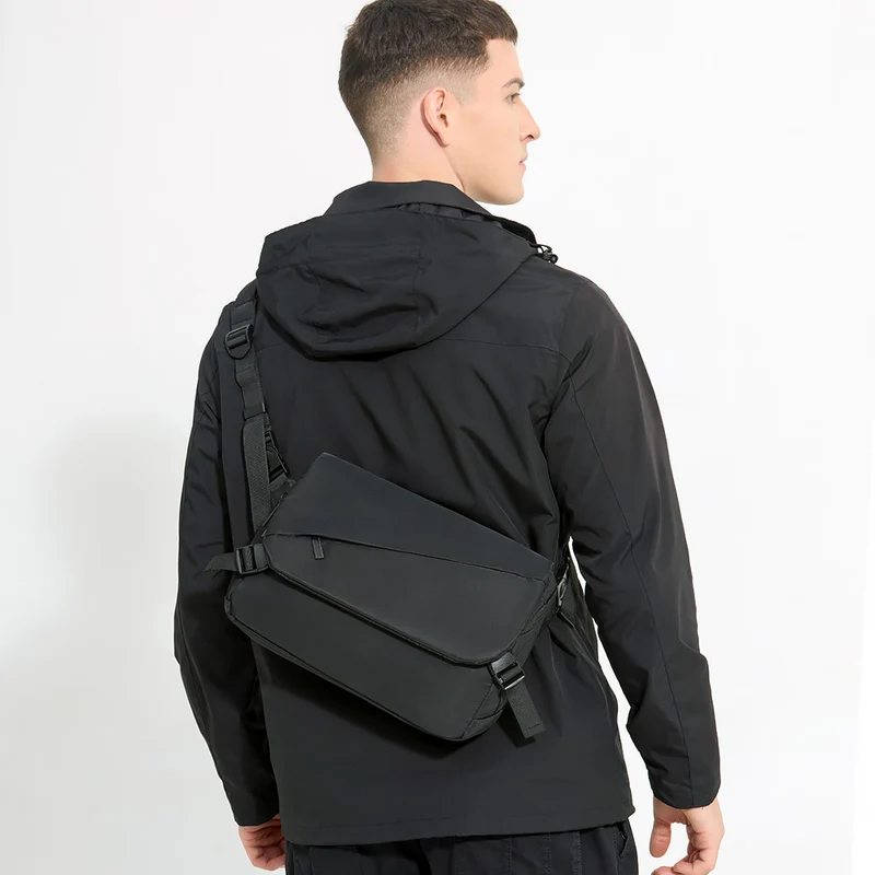 Adaptive Urban Sling Bag Skanto