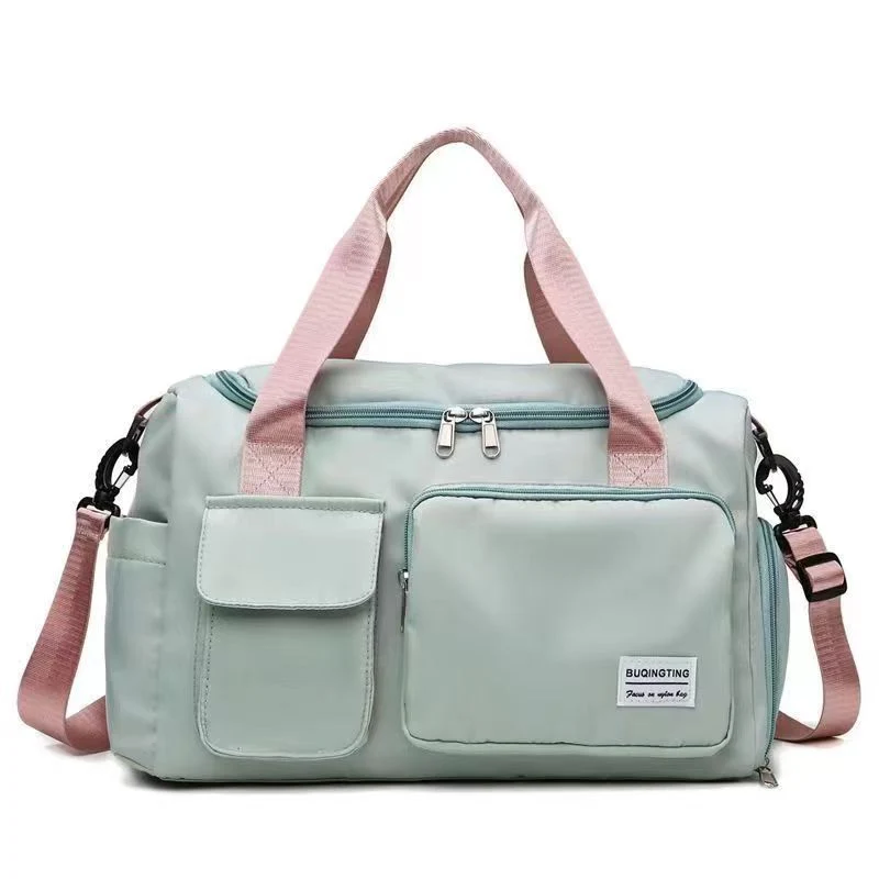 Sportliche Reisetasche mit mehreren Fächern Skanto