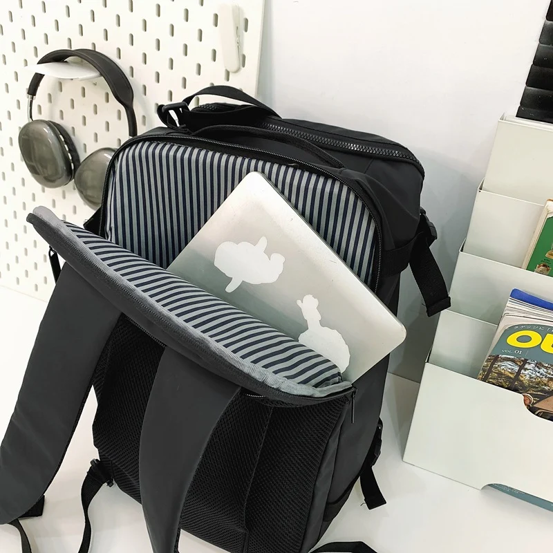 Sportliche Schultertasche Skanto