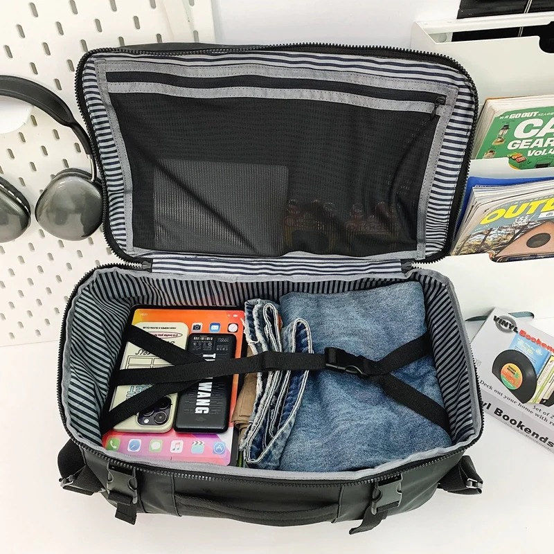 Sportliche Schultertasche Skanto