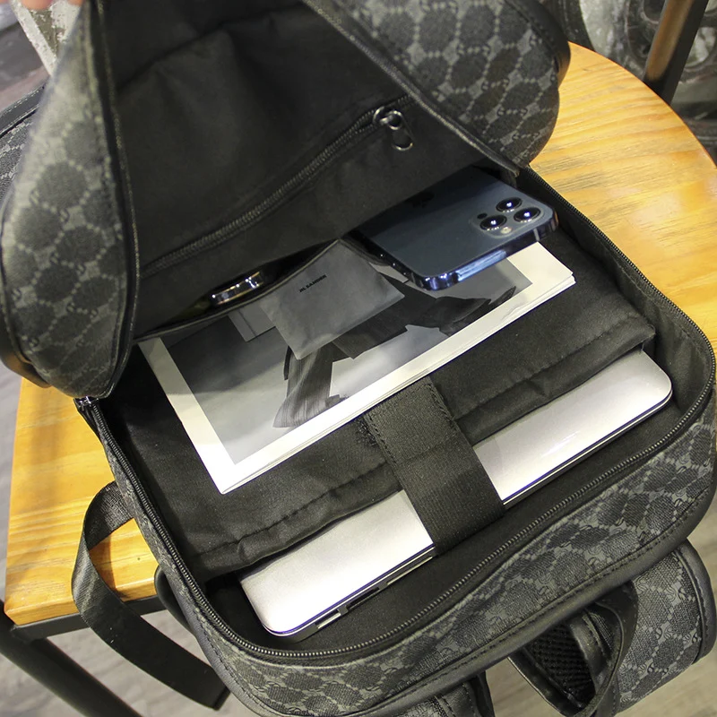 Stilvoller Rucksack mit vielfältigem Stauraum Skanto