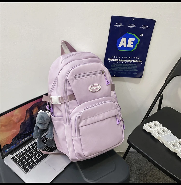 Funktionaler Schul- und Reiserucksack mit mehreren Taschen