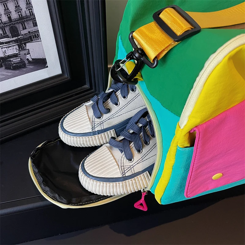 Sportliche Multifunktions-Reisetasche mit mehreren Fächern Skanto