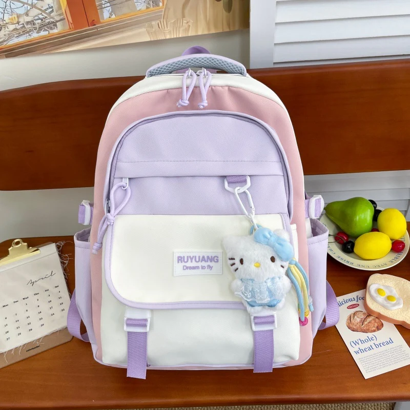Funktionaler Schulrucksack mit mehreren Fächern