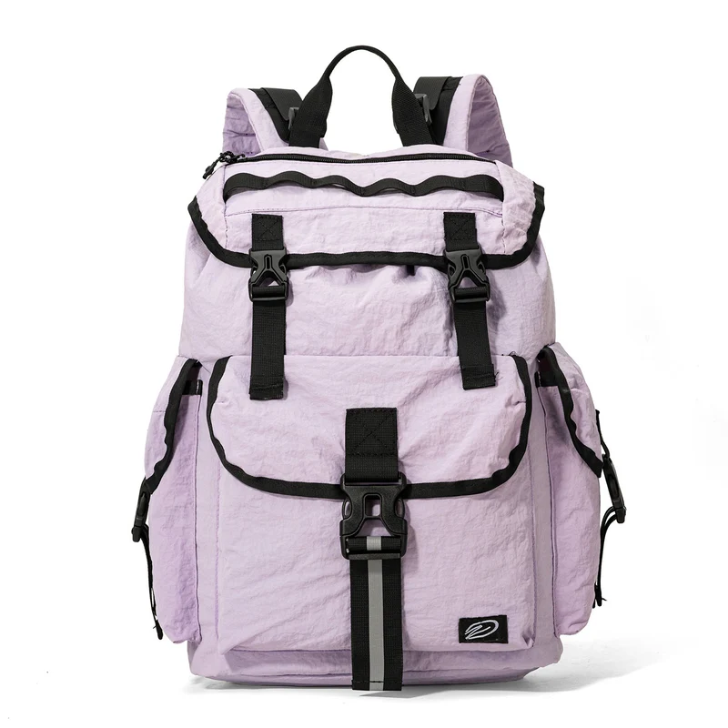 Outdoor-Abenteuerrucksack mit vielen Fächern