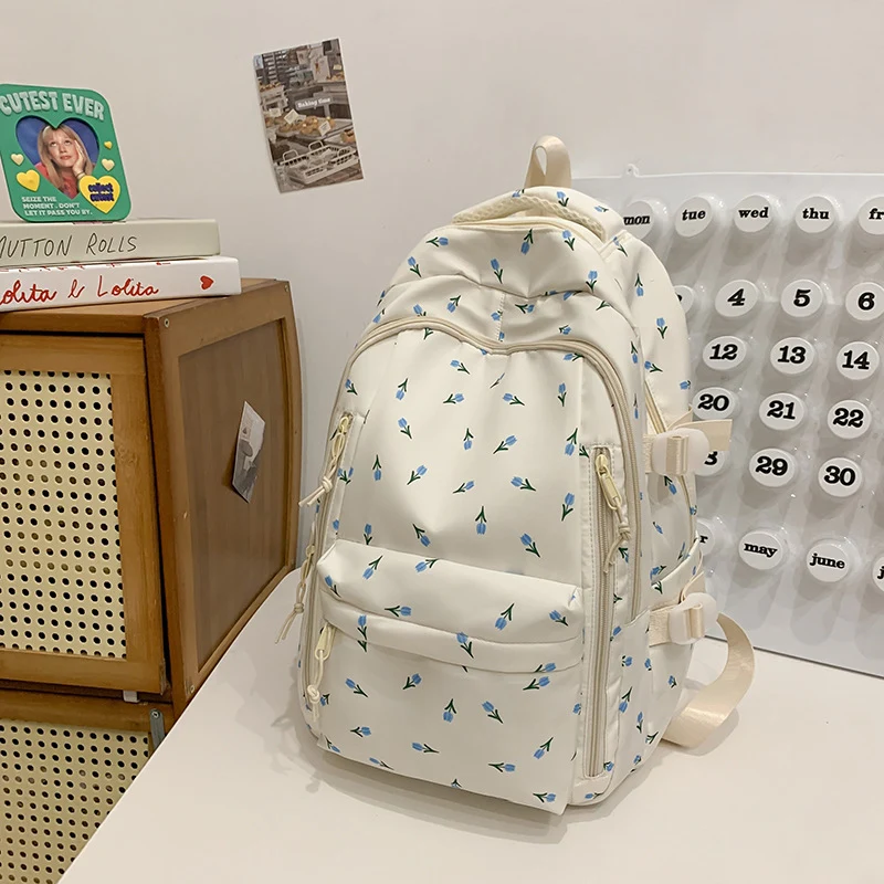 Eleganter Rucksack mit Blumendruck