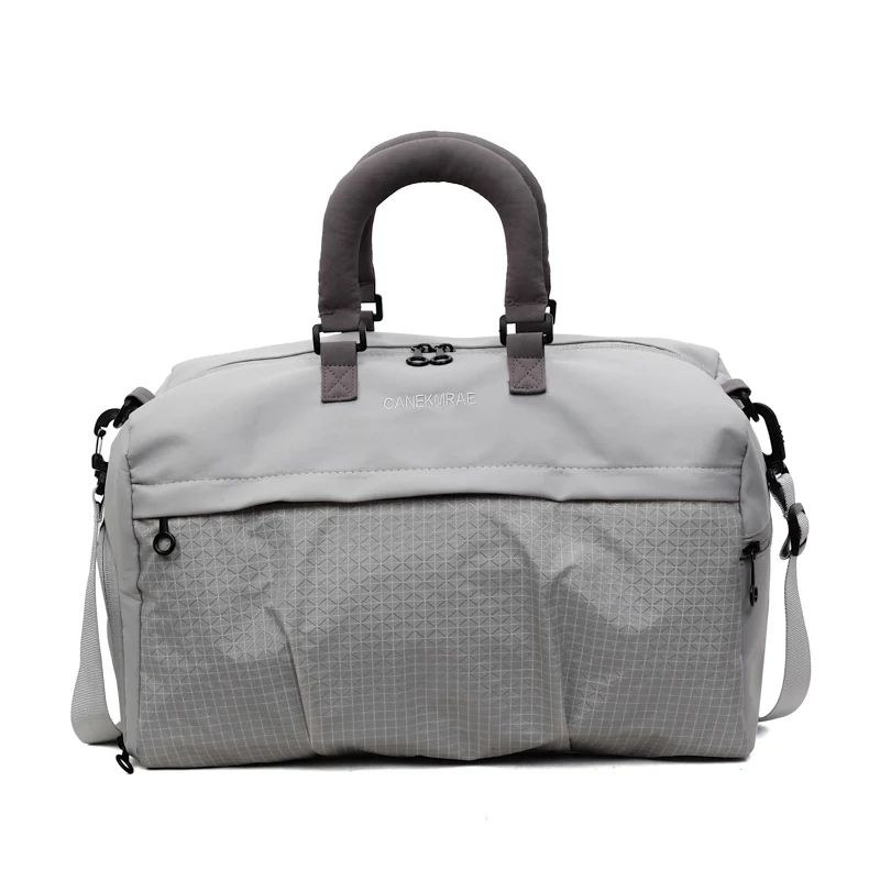 Sportliche Reisetasche mit mehreren Fächern Skanto