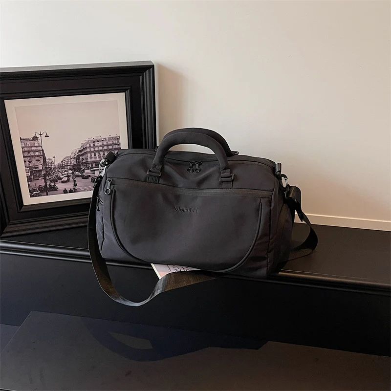 Sportliche Reisetasche mit vielseitigen Fächern Skanto