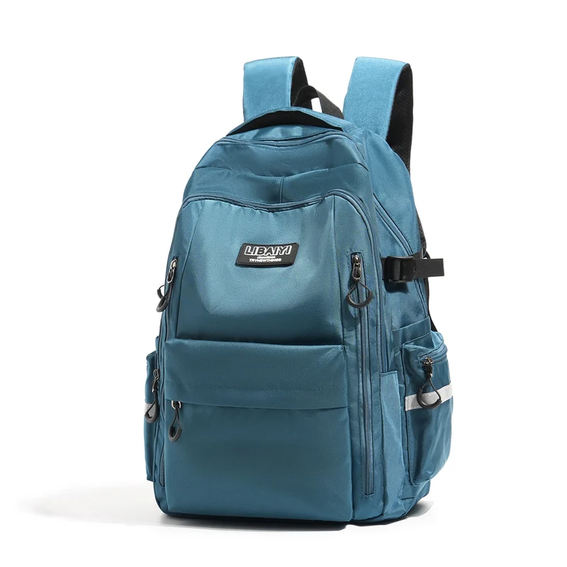 Robuster Reiseschulrucksack mit mehreren Fächern