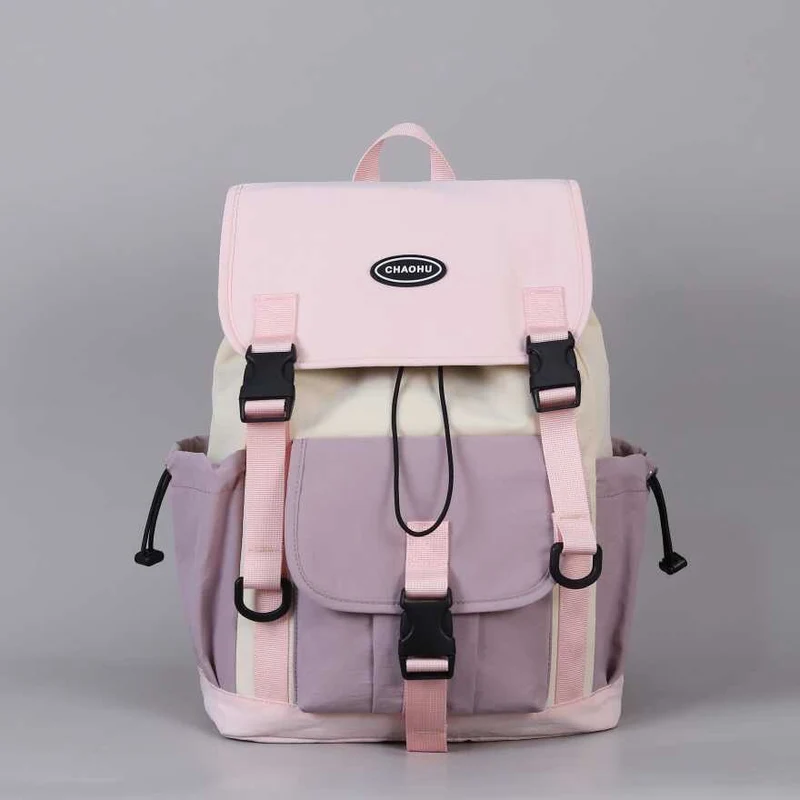 Abenteuer-Schulrucksack mit vielen Fächern